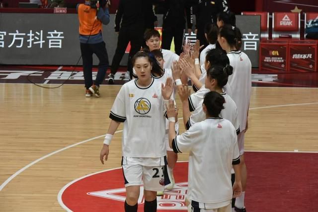 老扒和三老扒和阵红